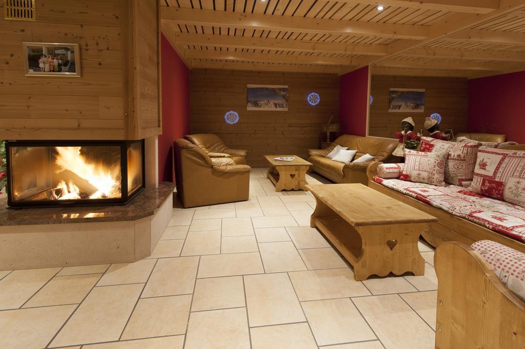 Etoile Des Neiges Piscine Spa Sauna เมตาบิเย ภายนอก รูปภาพ